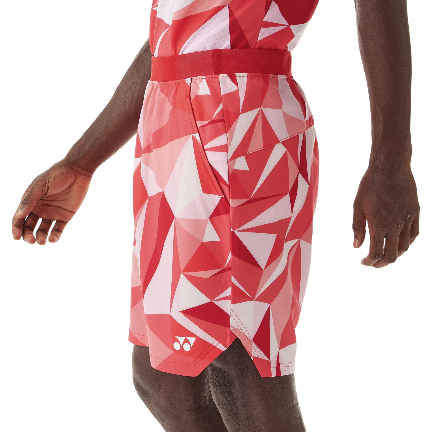 ヨネックス　バドミントン用パンツ 赤黄幾何学模様 ヨネックス バドミントン用パンツ 赤黄幾何学模様